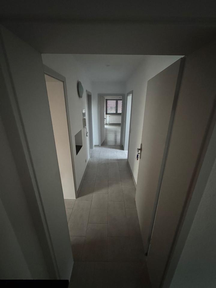 Thumbnail-3 Zimmer Dachgeschosswohnung in L.E Stetten