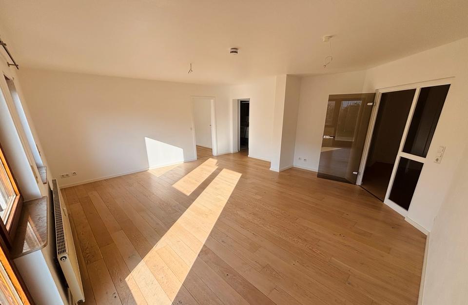 Thumbnail-Helle 2,5-Zimmer Wohnung in Eberdingen mit eigenem Garten