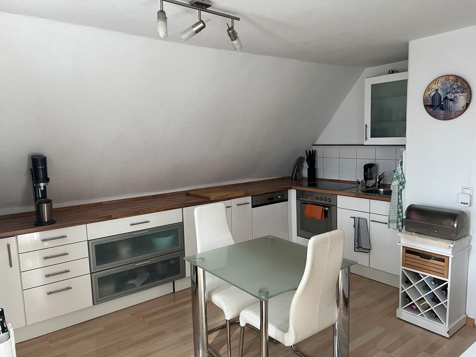 Thumbnail-Von Privat 2-Zimmer-Dachgeschosswohnung in Augsburg-Haunstetten