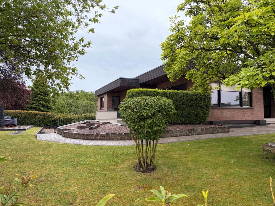 Thumbnail-Großer Bungalow mit Einliegerwohnung, 2 Einbauküchen & möbliert
