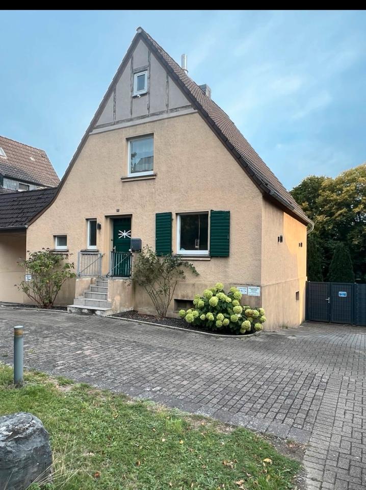 Thumbnail-Charmantes Denkmalgeschütztes Einfamilienhaus zu verkaufen