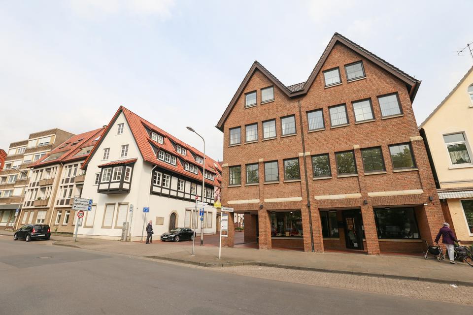 Thumbnail-Gewerbe: Kleines Ladenlokal bzw. Bürofläche in zentraler Lage