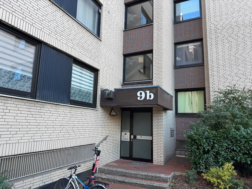 Thumbnail-Wohnung 1,5 Zimmer mit Balkon und EBK