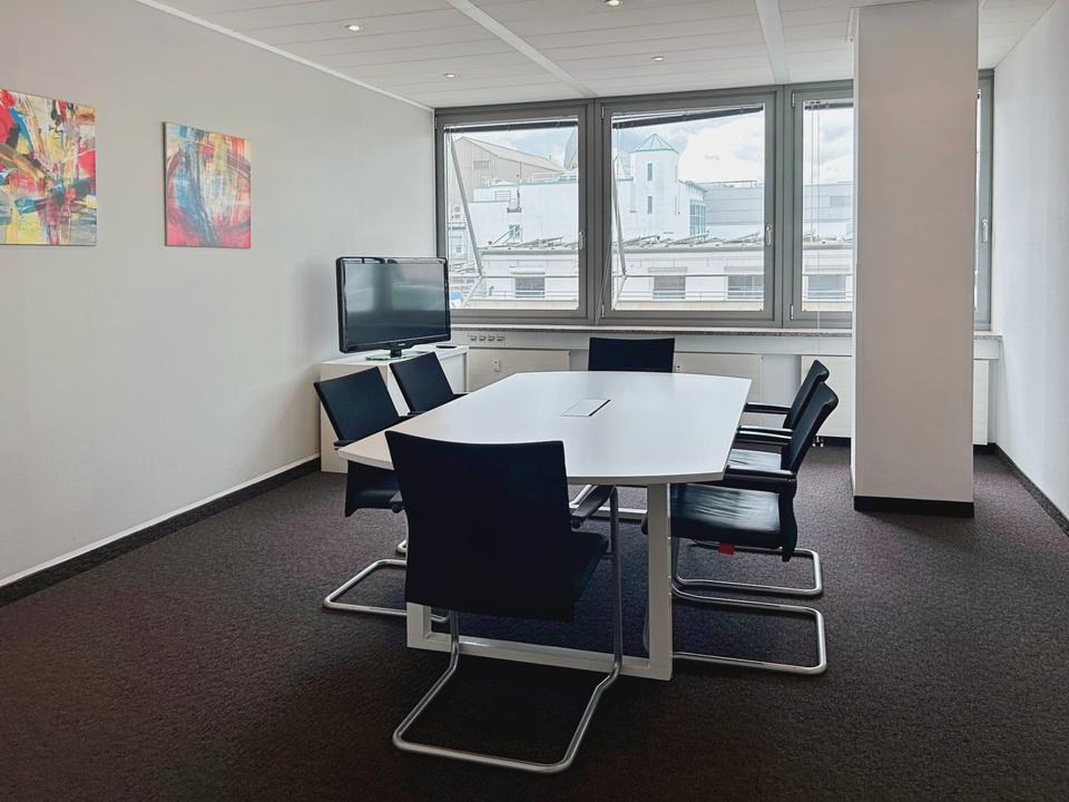 Thumbnail-Privater Büroraum für 4 Person in Regus Neumarkt Galerie
