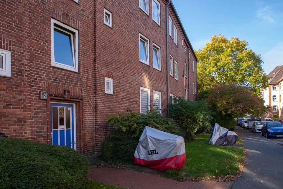 Thumbnail-Schöne 2-Zimmer-Wohnung mit Terrasse in Kiel Gaarden-Ost
