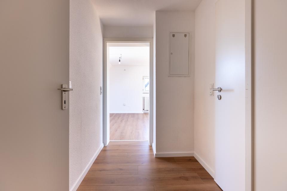 Thumbnail-**ERSTBEZUG NACH SANIERUNG. Gehobene 1-Zimmer Wohnung mit neuer E