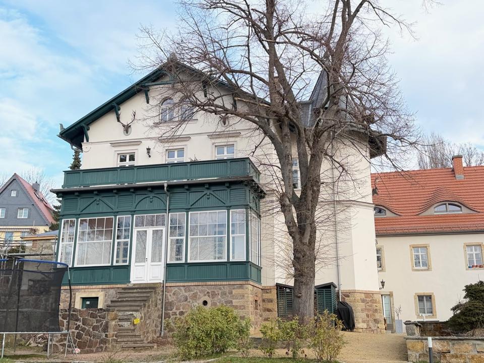 Thumbnail-exklusive 2-Raum-Wohnung mit einmaligem Blick ins Elbtal