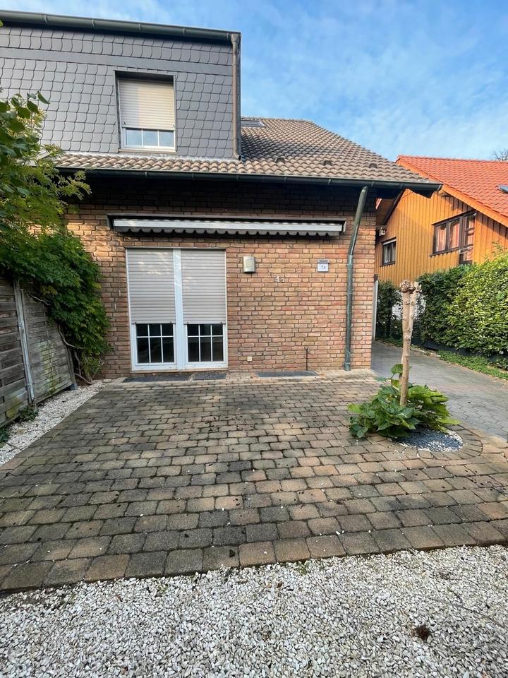 Thumbnail-Schönes Doppelhaus auf sonnigem Grundstück