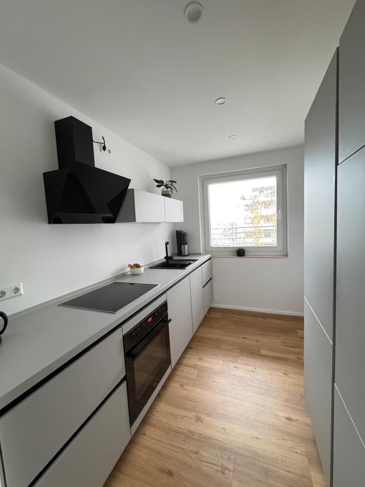 Thumbnail-Kernsanierte 4-Zimmer-Wohnung in Lehrte – Teilmöbliert