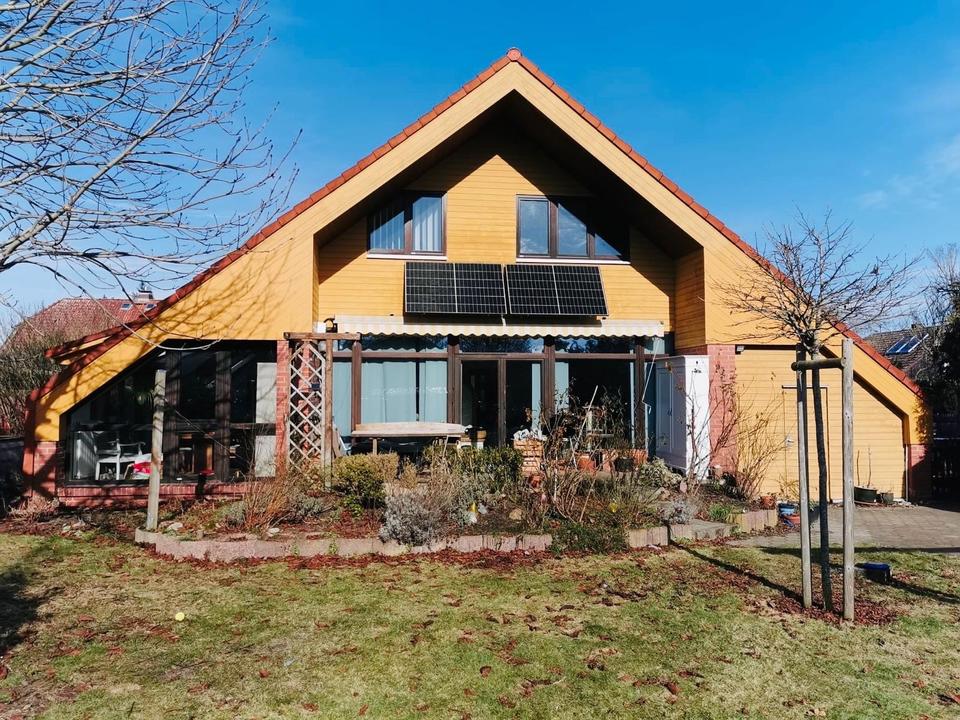 Thumbnail-Einfamilienhaus in ruhiger Lage mit großem Garten Haus