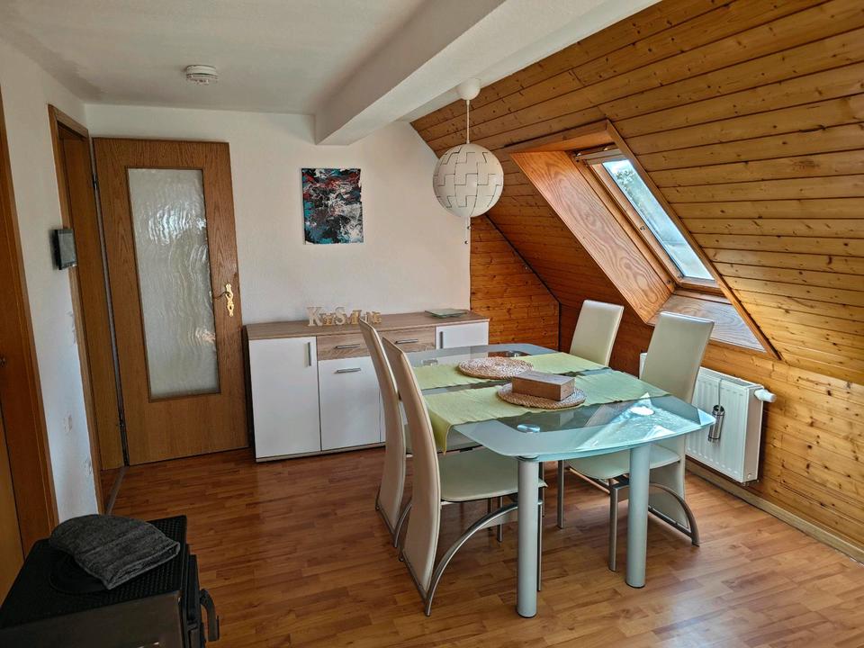 Thumbnail-Vollmöbellierte Dachgeschosswohnung 2 Zimmer Küche Bad