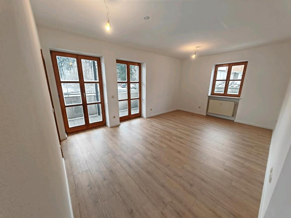 Thumbnail-Ruhige helle 83 m2, 4 Zimmer Wohnung auf dem Land