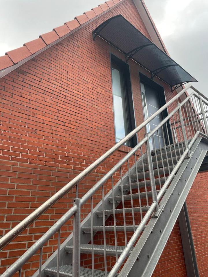 Thumbnail-Dachgeschosswohnung zum Selbstausbau vorbereitet