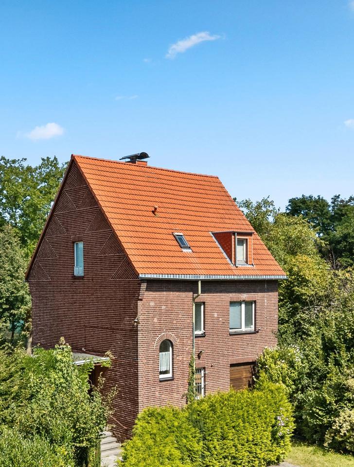 Thumbnail-Freistehendes Haus Ein- bis Zweifamilienhaus in Köln Höhenberg