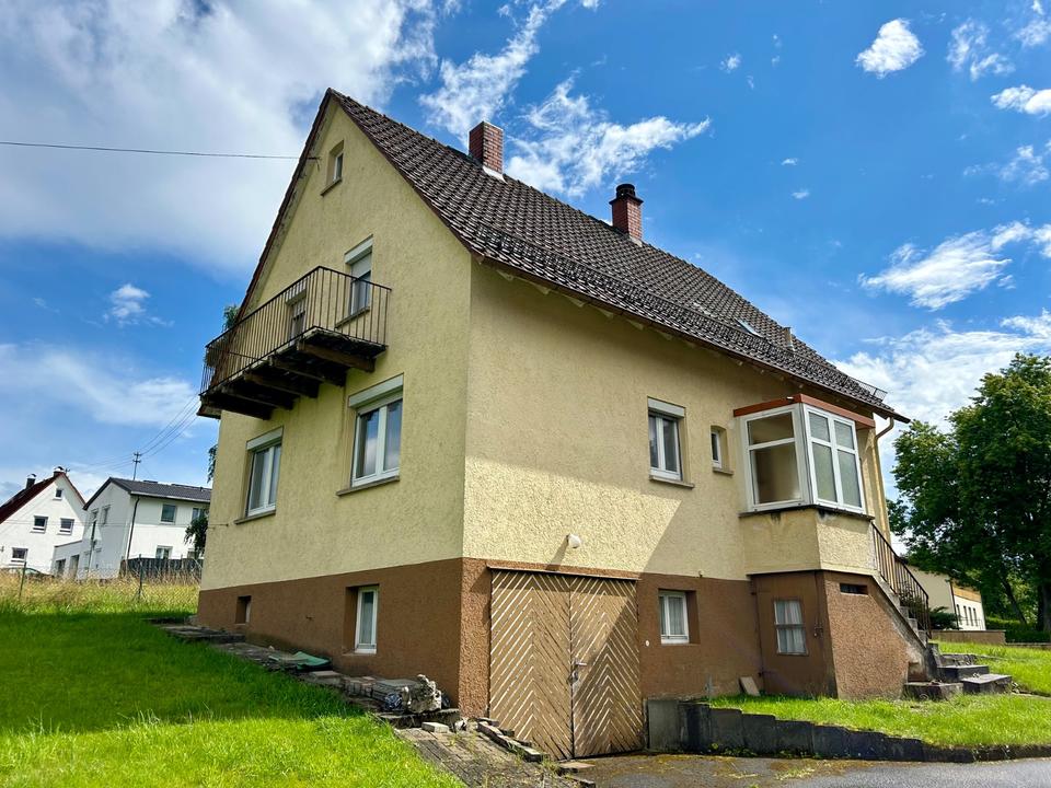 Thumbnail-Charmantes Einfamilienhaus mit großem Grundstück in Aldingen