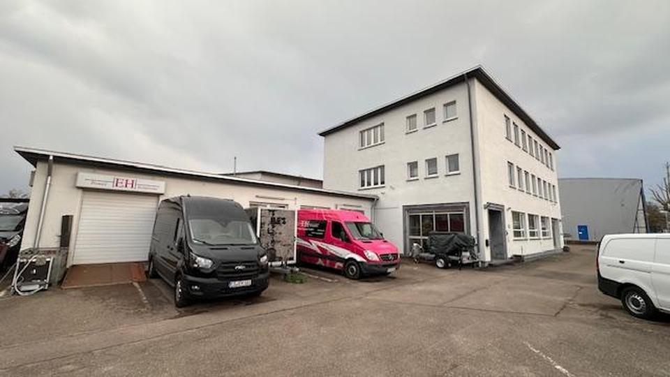 Thumbnail-Werkstatt, Handwerk, Lager -190 m2, und Büro -196 m2 - top Lage Leinfelden