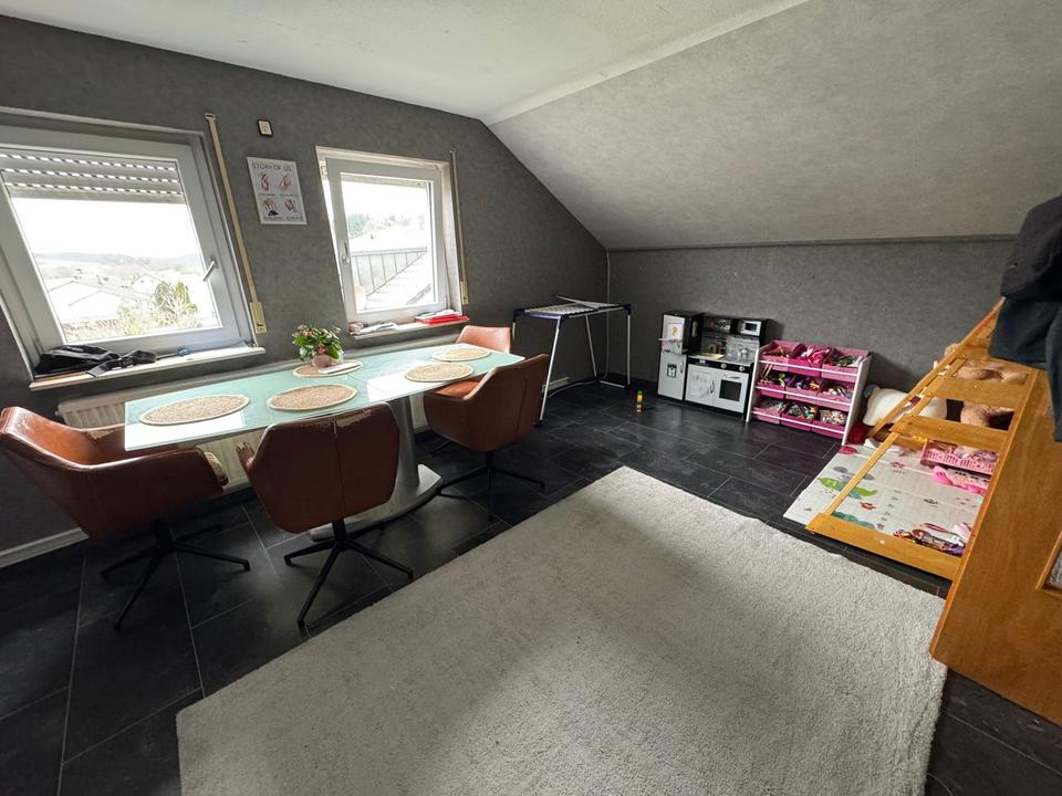 Thumbnail-3 Zimmer DG Wohnung schöne und helle