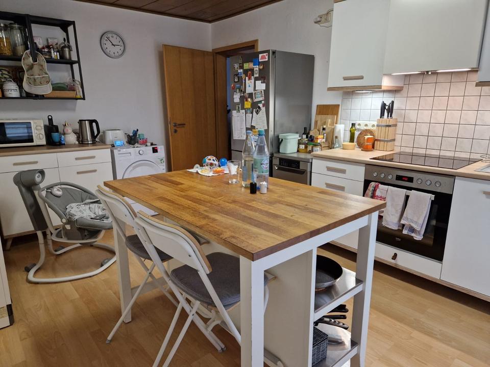 Thumbnail-Schöne DG-Wohnung mit kl. Balkon in Essen-Frintrop