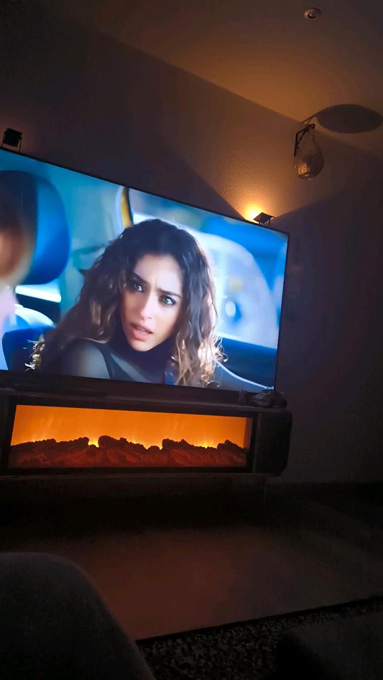 Thumbnail-Flachbildfernseher TV schwarz für Wohnzimmer