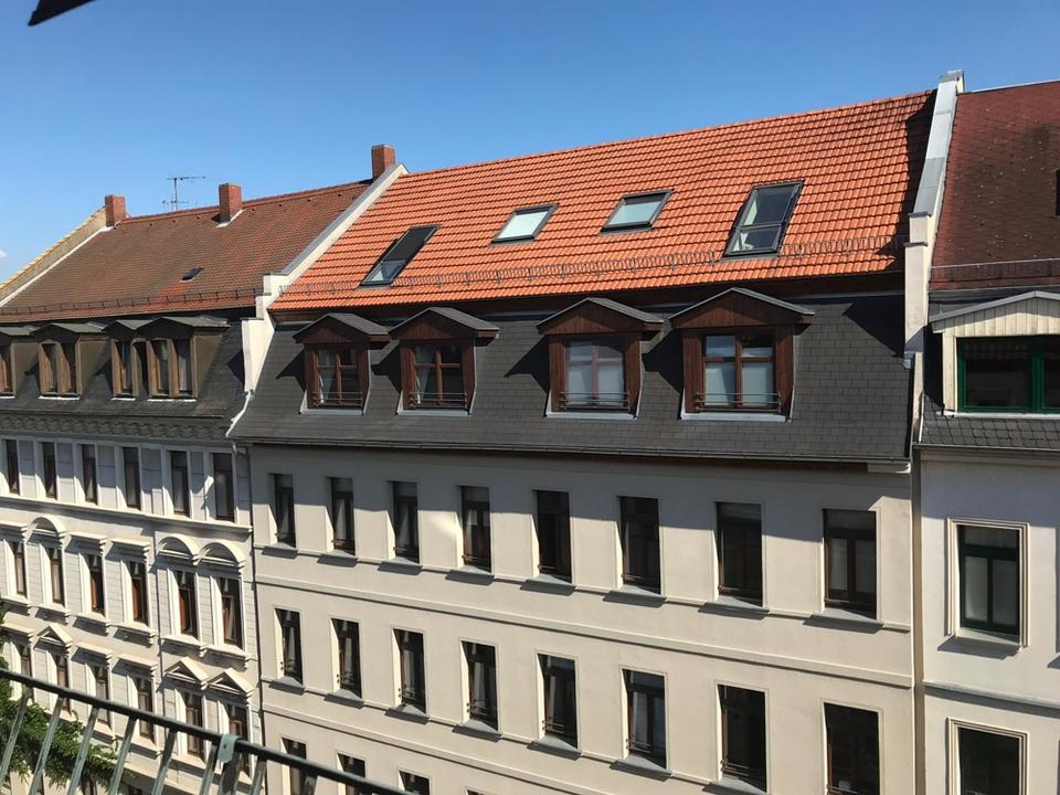 Thumbnail-ROLLSTUHLFAHRER AUFGEPASST! SCHICKE KOMPLETT RENOVIERTE 2-RWG M. GR. TAGESLICHTBAD U. TREPPENLIFT