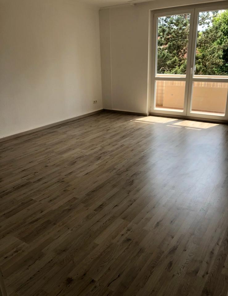 Thumbnail-2-Zimmer Wohnung mit Balkon und Einbauküche