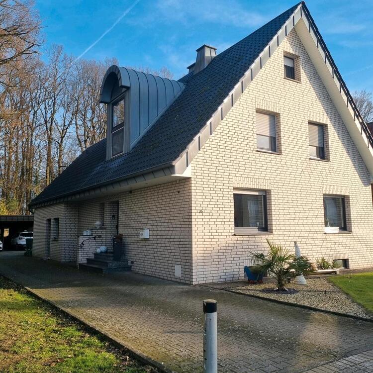 Thumbnail-Zwei Familien Haus in traumhafter Lage