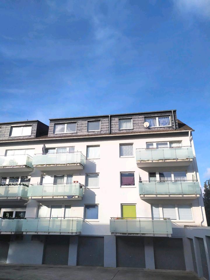 Thumbnail-3 Zimmer Frisch Renovierte Wohnung zu verkaufen 2 Stellplätze