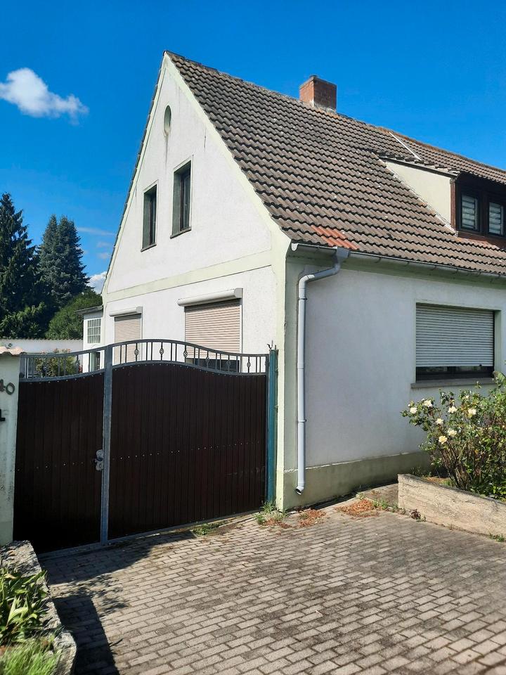 Thumbnail-Doppelhaushälfte mit großem Garten am Ortsrand von Egeln -Nord