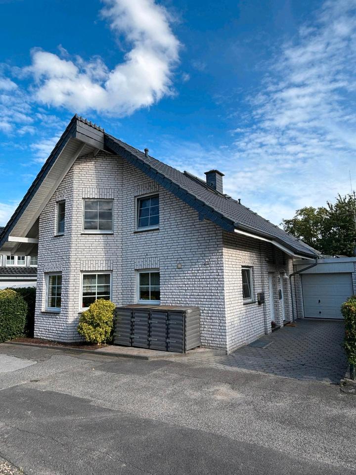 Thumbnail-Provisionsfrei-EFH freisteh. MG Bettrath 5 Zi, 122 m²+Souterrain