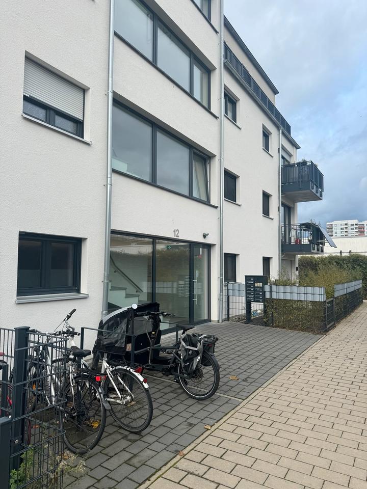 Thumbnail-Helle 2,5-Zimmer Penthouse-Wohnung in Griesheim