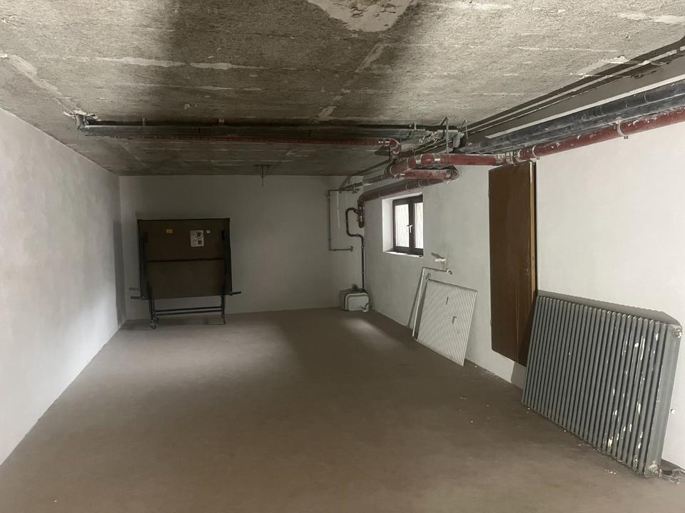 Thumbnail-Hobbyraum mit Fenster, Heizung, Wasser, Strom, zum ausbauen