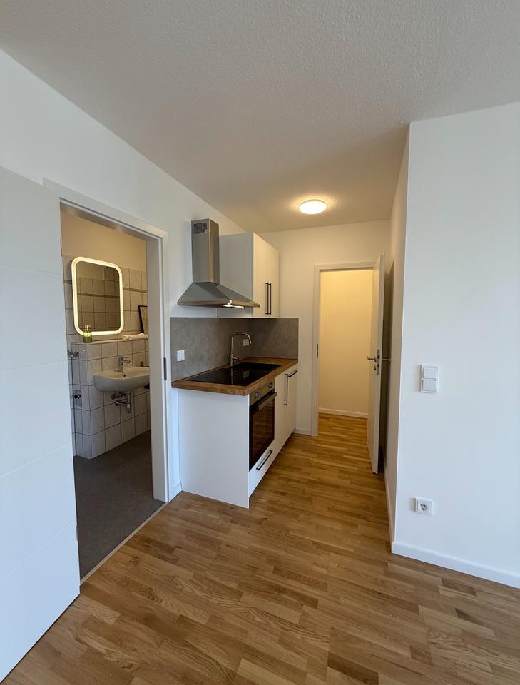 Thumbnail-1 Zimmer Wohnung in Leipzig: Einbauküche, möbliert & Stellplatz