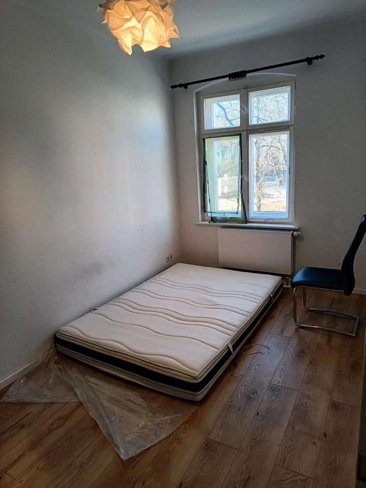 Thumbnail-room for rent