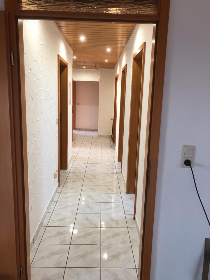 Thumbnail-4 Zi. -DG Wohnung in Bretzfeld-Dimbach