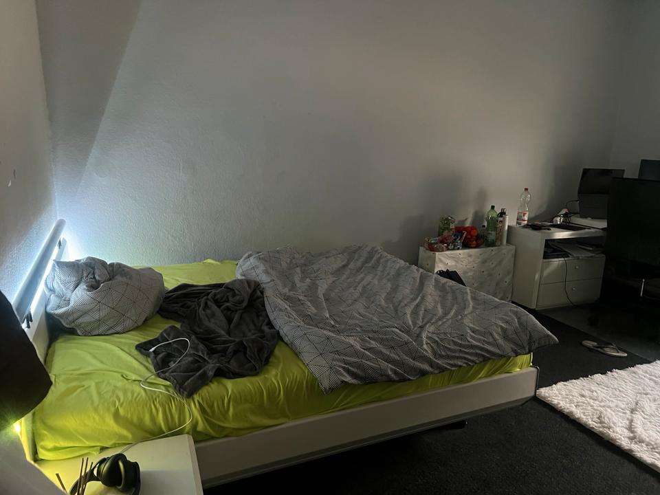 Thumbnail-Ein WG-Zimmer am Reihenhafen , Karlsruhe
