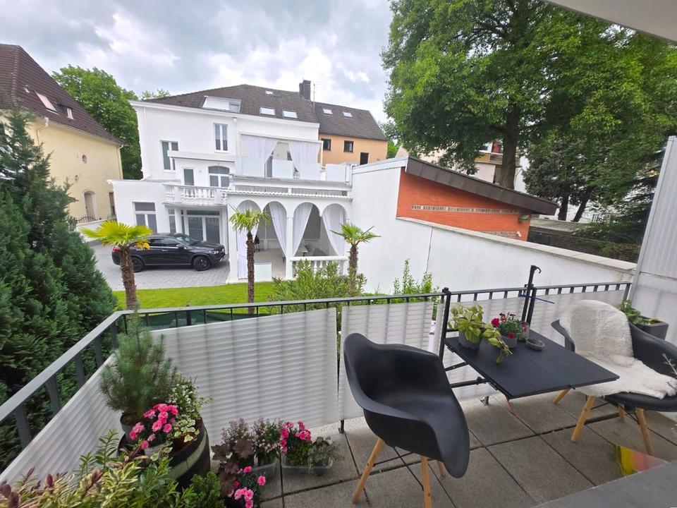 Thumbnail-Helle 3-Zimmer-Wohnung mit Balkon in Mönchengladbach-Broichhausenstraße