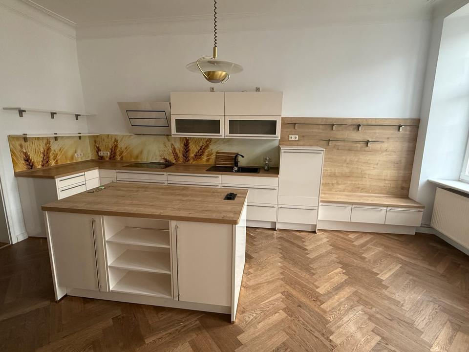 Thumbnail-8 Zimmer Wohnung im 1. und 2. OG im Herzen von Laage