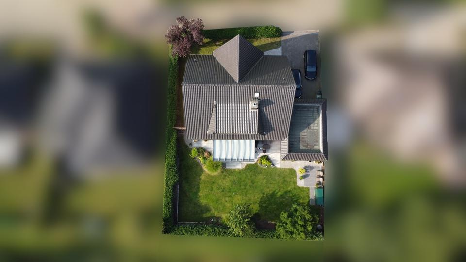 Thumbnail-Wunderschönes großes Einfamilienhaus am Walter Peters Park