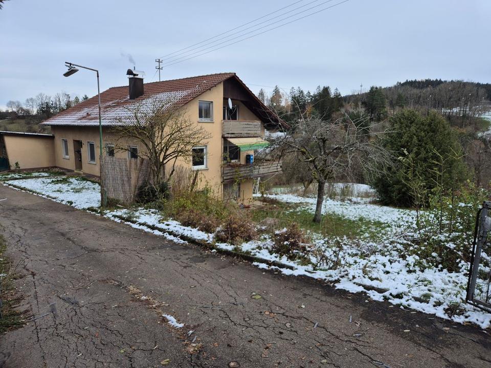 Thumbnail-Wohnhaus mit 12 Zimmer
