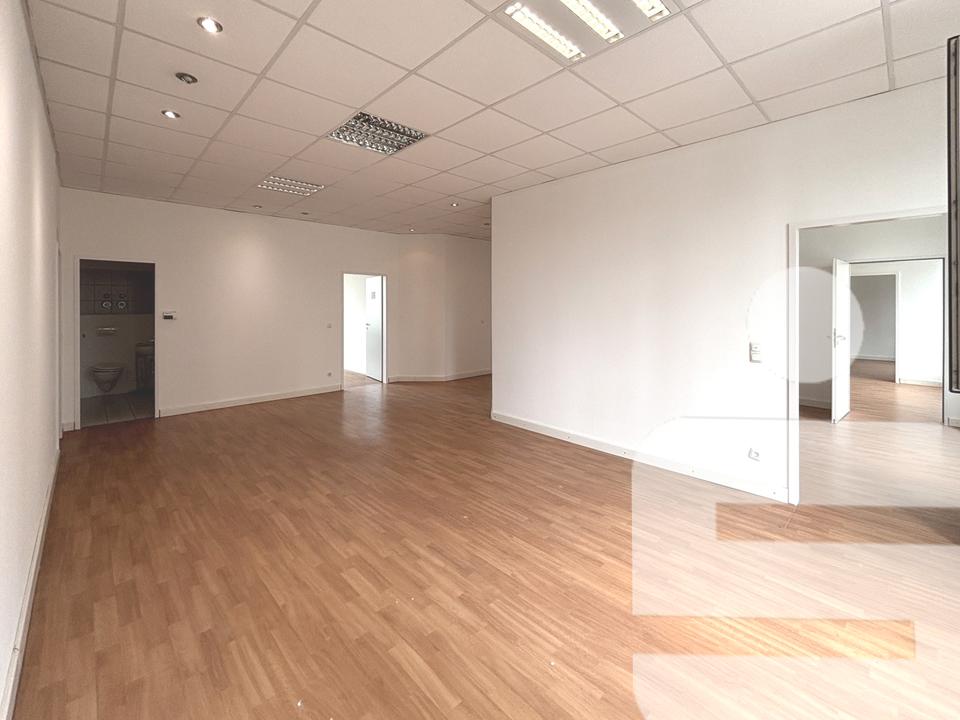 Thumbnail-Attraktive Gewerbeeinheit in Parsberg zu vermieten