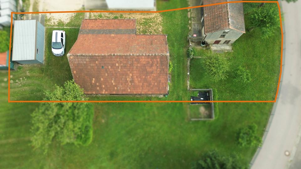 Thumbnail-Gebäude- und Freifläche mit Entwicklungsmöglichkeiten in attraktiver Lage