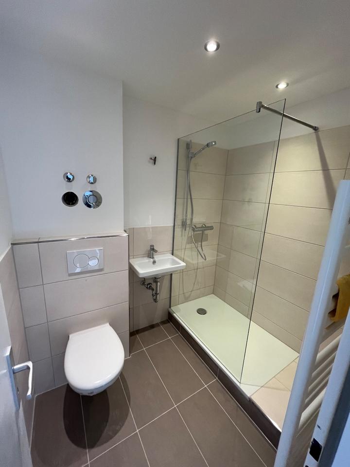 Thumbnail-1,5-Zimmer-Wohnung Frisch Saniert Erstbezug