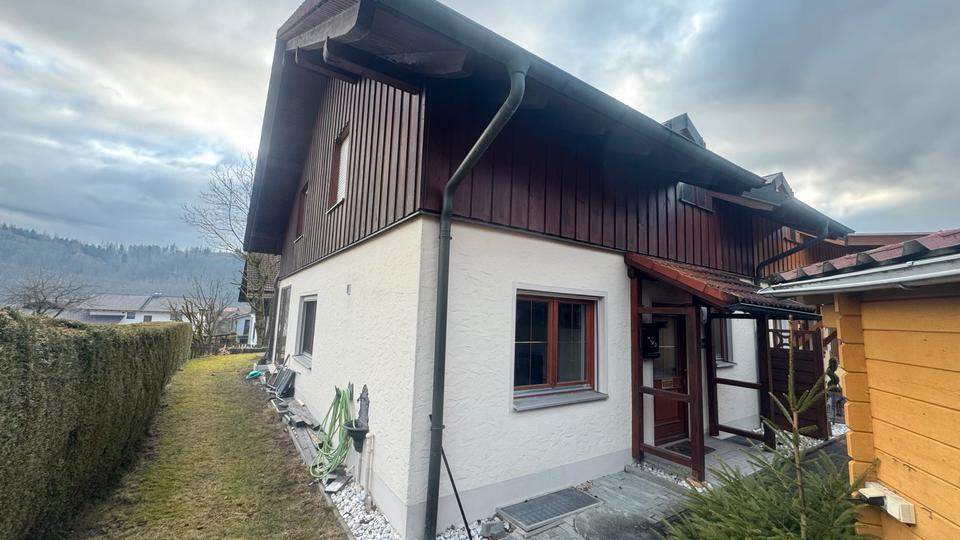 Thumbnail-Modernisierte und gepflegte Doppelhaushälfte Nähe Passau