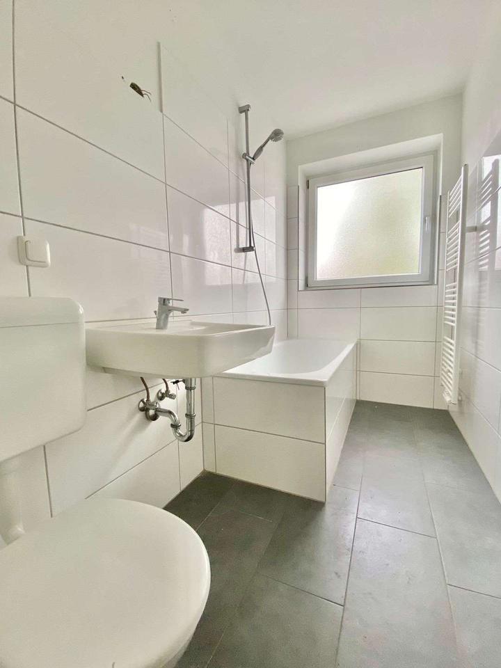 Thumbnail-Moderne 2-Zimmer-Wohnung mit Balkon in Vahrenheide!