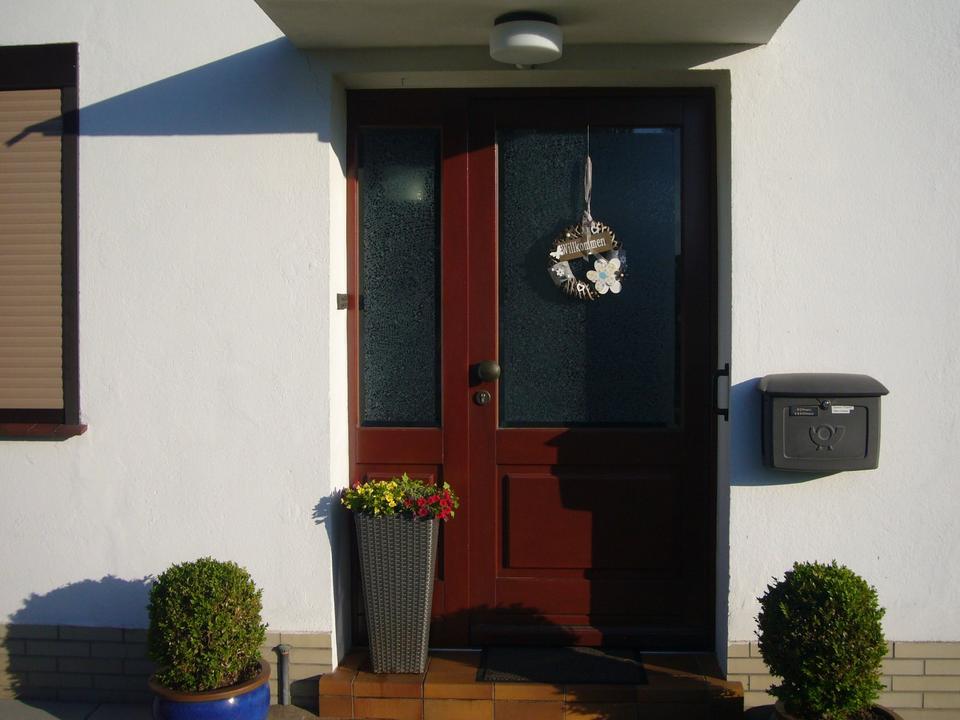 Thumbnail-Einfamilienhaus mit Einliegerwohnung