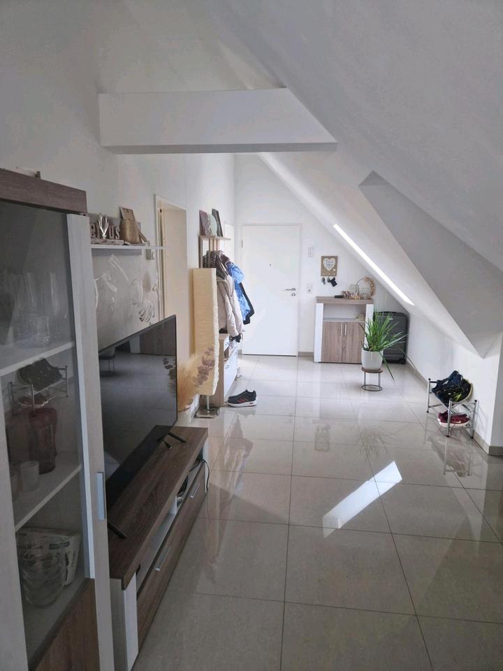 Thumbnail-Moderne helle Dachgeschosswohnung