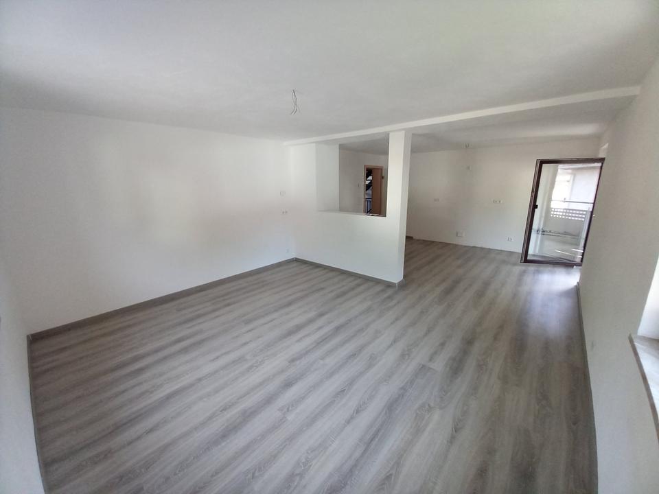 Thumbnail-3,5-Zimmer Wohnung mit Garage und Stellplatz