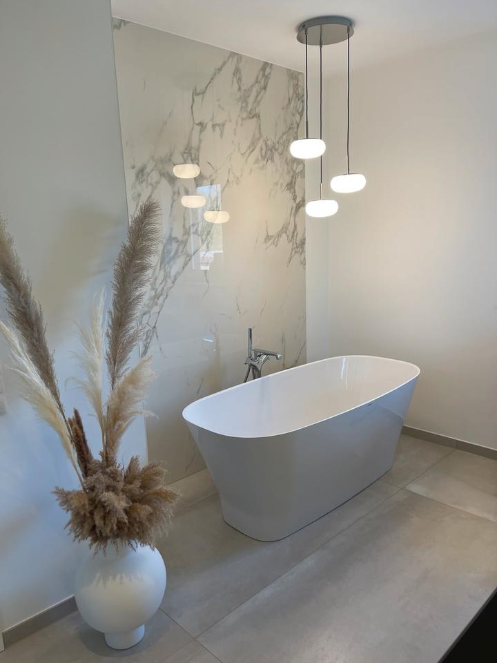 Thumbnail-KFW 40 EE - Penthouse m. Carport, Wärmepumpe u. PV-Anlage