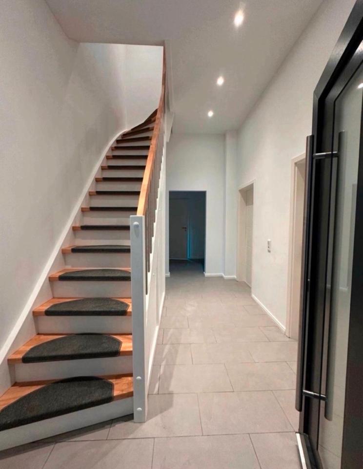 Thumbnail-Möbliertes WG-Zimmer in der Cloppenburger Str. (sehr zentral)