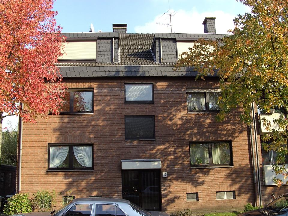 Thumbnail-Helle 2,5 Zimmer Dachgeschosswohnung in Duisburg-Aldenrade